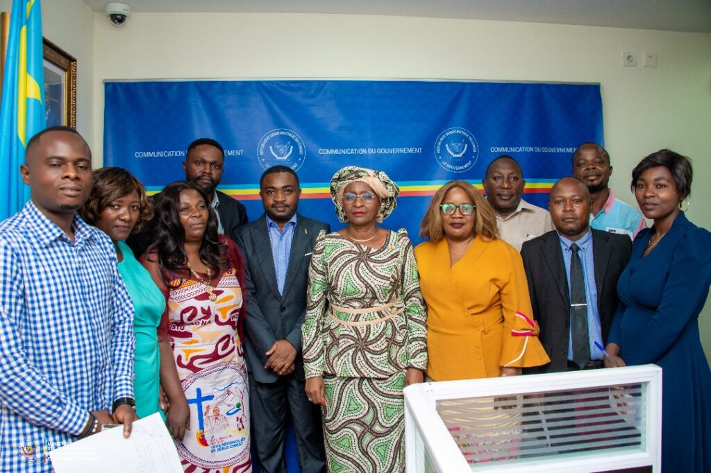 Comite des deplaces avec minsitre affaires sociales 1